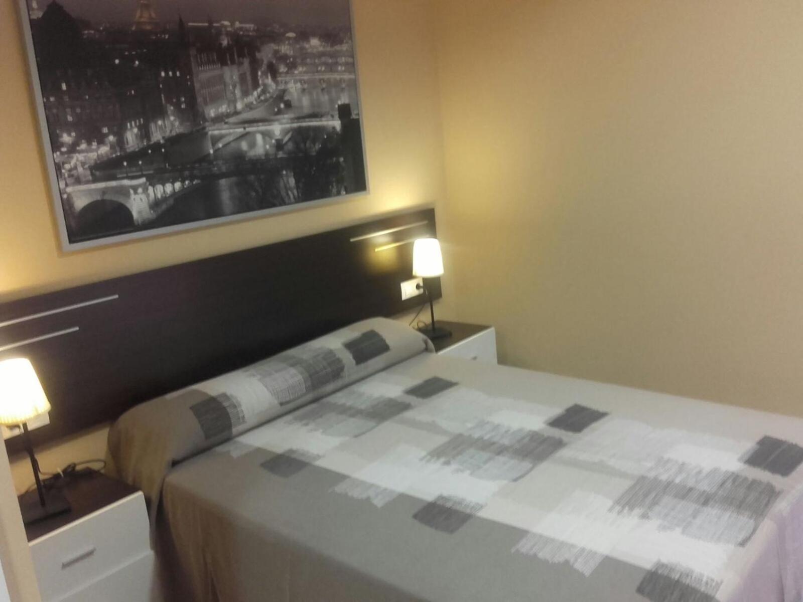 Pension Avenida Вильяфранка-дель-Пенедес Номер фото