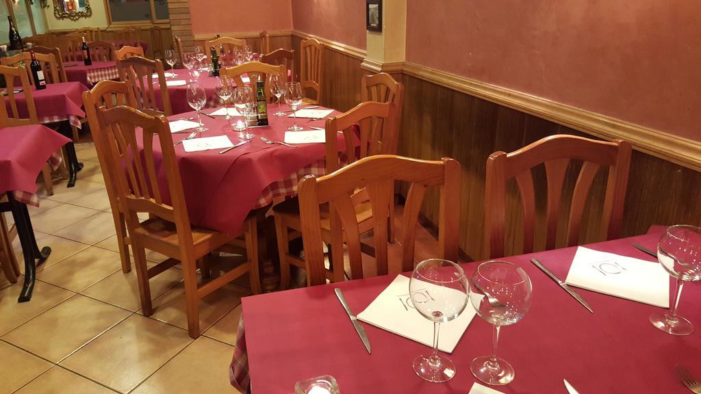 Pension Avenida Вильяфранка-дель-Пенедес Экстерьер фото